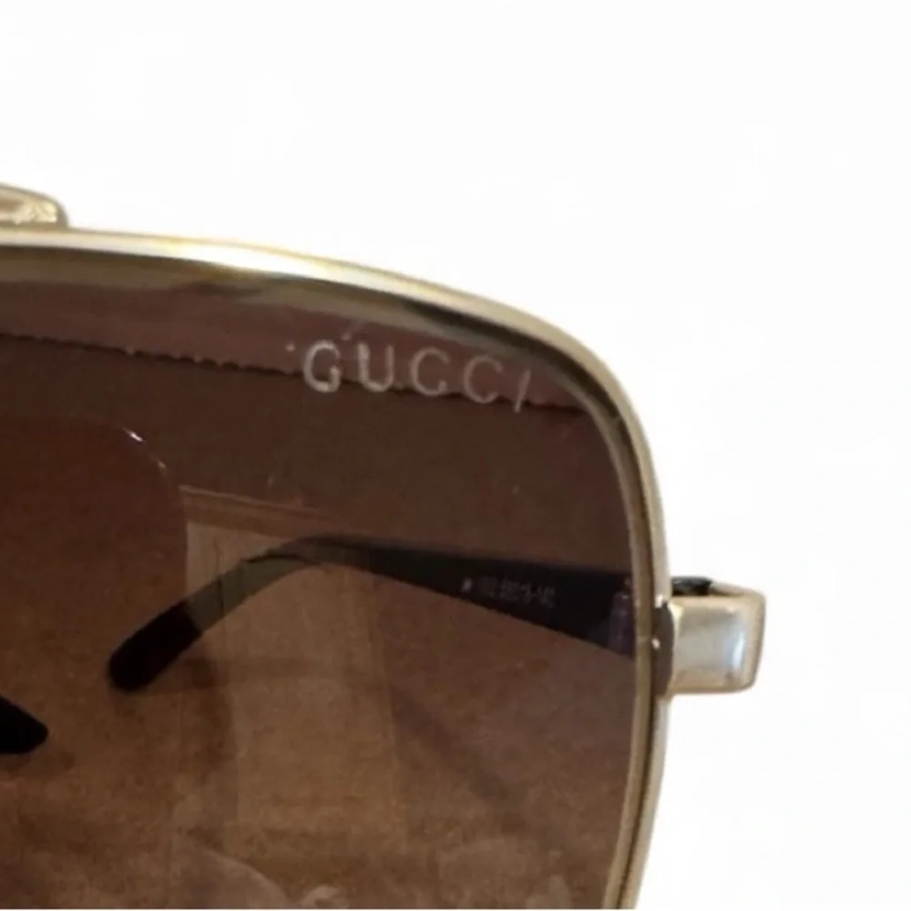 Vintage Gucci Made In Italy Aviator Gold And Black 90’s Sunglasses